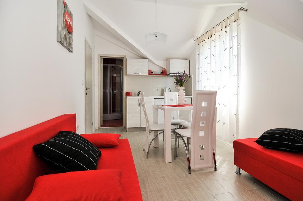 Apartmani P&M Tivat Exterior photo
